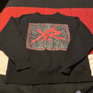 Mens Young and reckless crewneck pullover